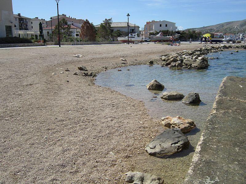 Apartment Kresimir Beauty With Shadow Trees And Parking Place Pag Town